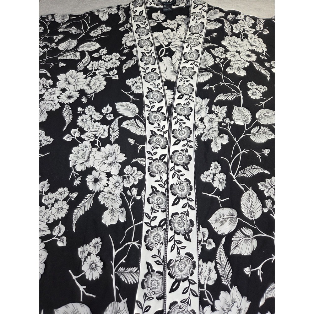 Cynthia Rowley Women 2X Reversible Floral Kimono Blouse Black White Boho Plus - Picture 4 of 9